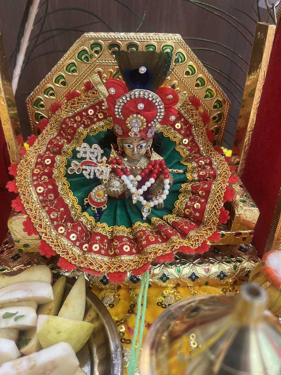 IAmParitoshB's tweet photo. #KrishnaJanmashtami2025 #Happyjanmashtami2025 #jaikanhaiyalaalki 
#HappyJanmastami https://t.co/X6TD8XNSox