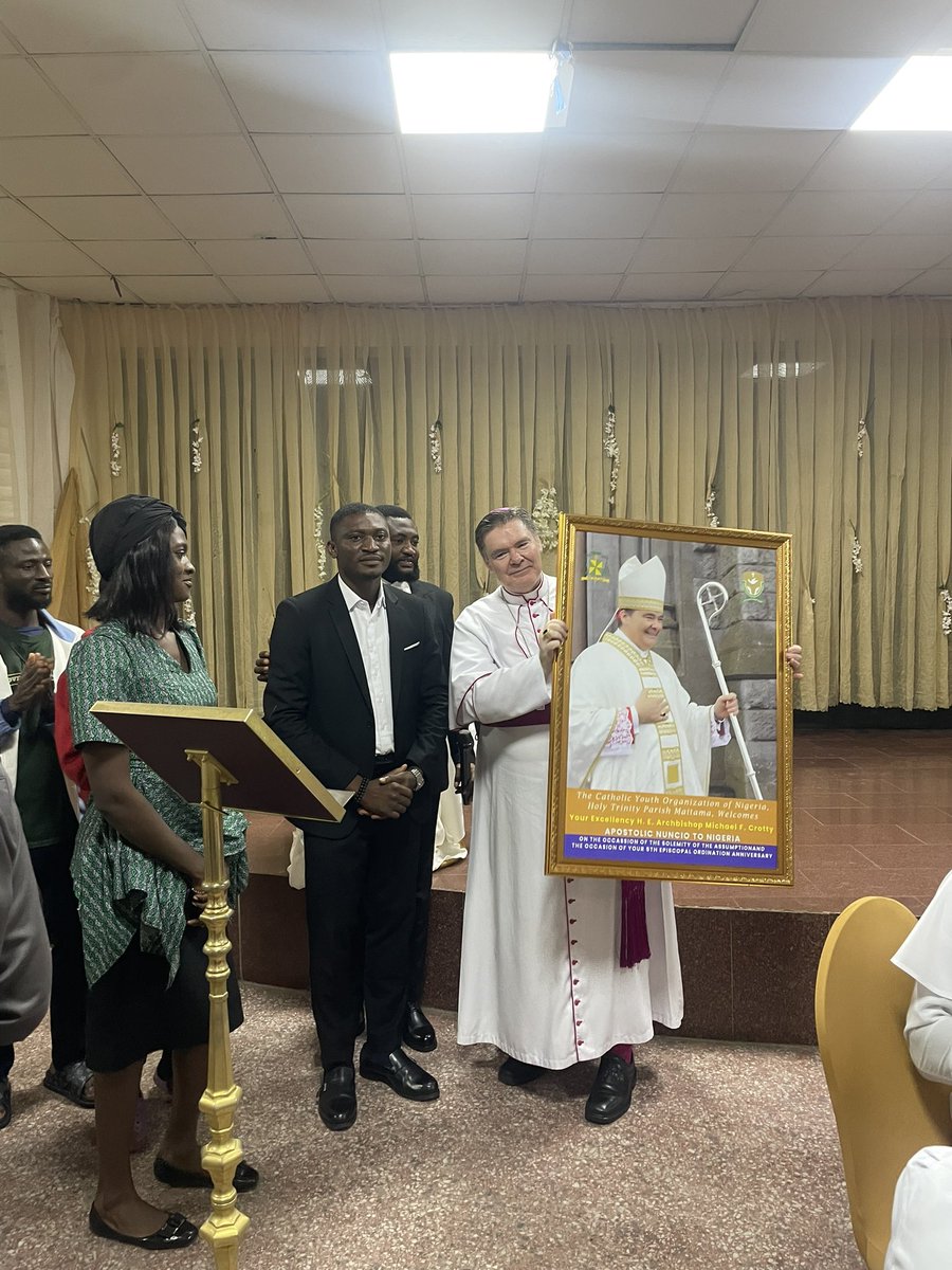 cyonhtp's tweet photo. Some members of CYON with  the Papal Nuncio during his visit  to the  parish on Friday 15th August, 2025
#church #parish #catholic #catholicchurch https://t.co/YphULXyhJ3