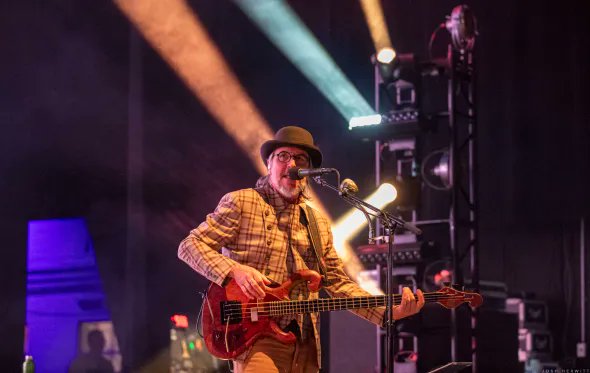 From covers of <a href="/BlackSabbath/">BlackSabbath</a> &amp; King Crimson (<a href="/DGMHQ/">KING CRIMSON</a>) to surprise guests <a href="/billburr/">Bill Burr</a>, Matt Stone &amp; half of <a href="/Tool/">TOOL effing TOOL</a>, <a href="/primus/">Primus</a> wow at LA's <a href="/Greek_Theatre/">The Greek Theatre</a> // bit.ly/3UssxA2