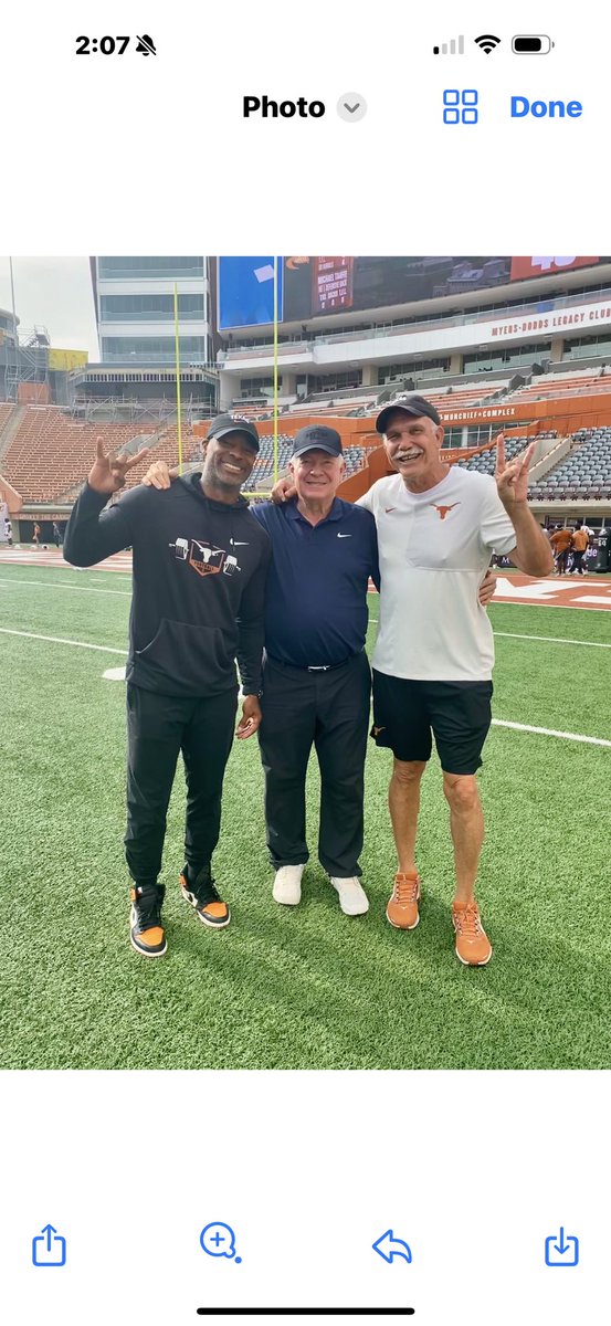 Michael Huff &amp; Coach Akina are 2 of the main reasons we won the NC! Congrats on the CFB HOF Michael!
