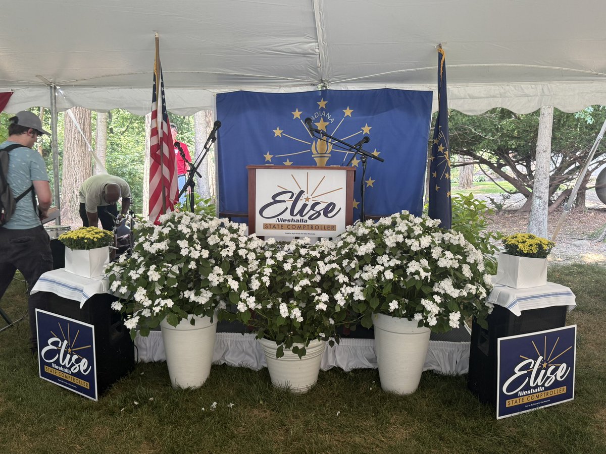 MaryTrausch's tweet photo. Ready for the Annual Lincoln Lawn Party and to Kick - Off for @Elise_Nieshalla for Comptroller of the Great State of Indiana https://t.co/ksufUpDuWk