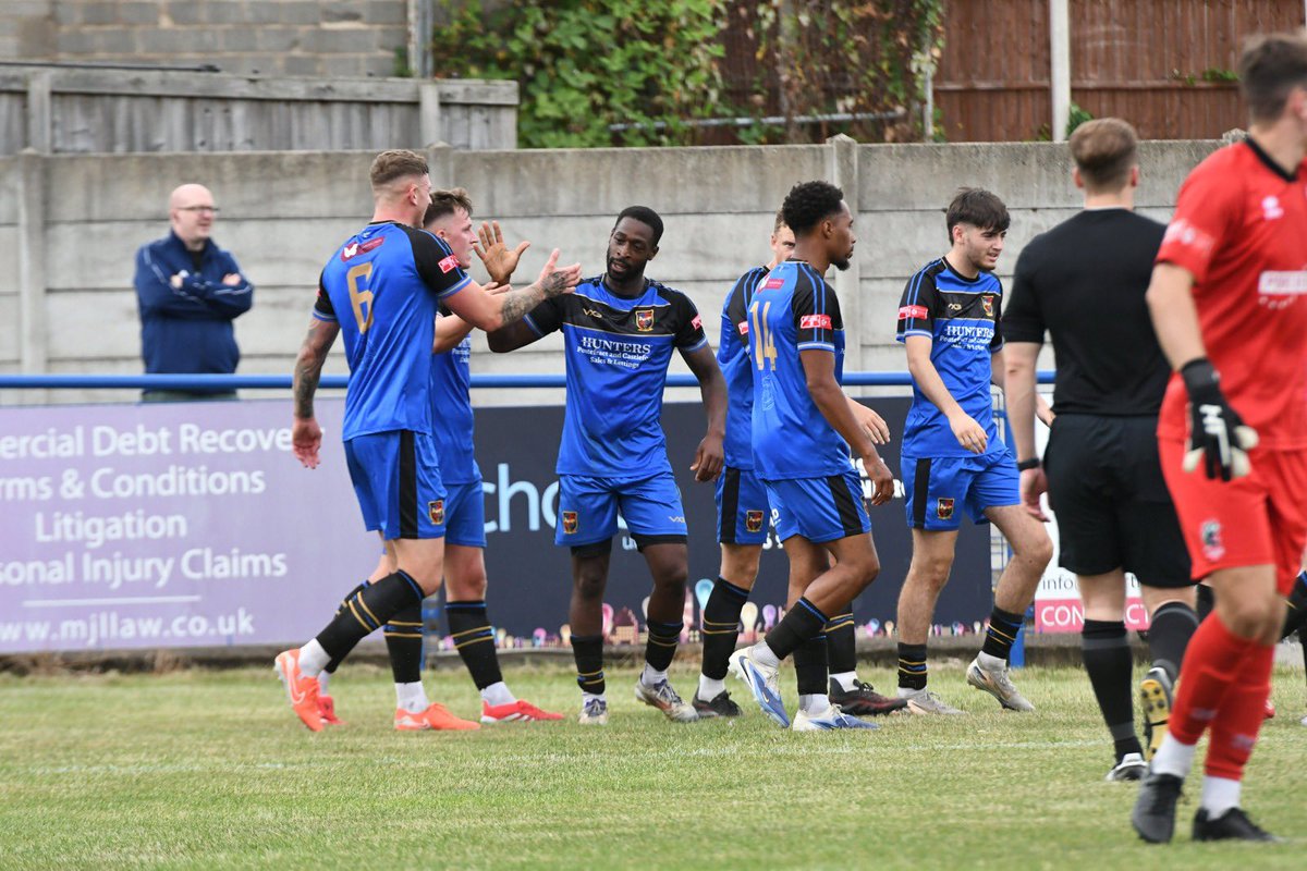Ponte Colls FC (@pontecollsfc) on Twitter photo How it feels to score back to back late winners in the <a href="/EmiratesFACup/">Emirates FA Cup</a>!
Nathan Modest just loves scoring match winners 🤩
📸 <a href="/dkkaptured/">Daniel Kerr</a>
#UTC #TogetherStronger How it feels to score back to back late winners in the <a href="/EmiratesFACup/">Emirates FA Cup</a>!
Nathan Modest just loves scoring match winners 🤩
📸 <a href="/dkkaptured/">Daniel Kerr</a>
#UTC #TogetherStronger