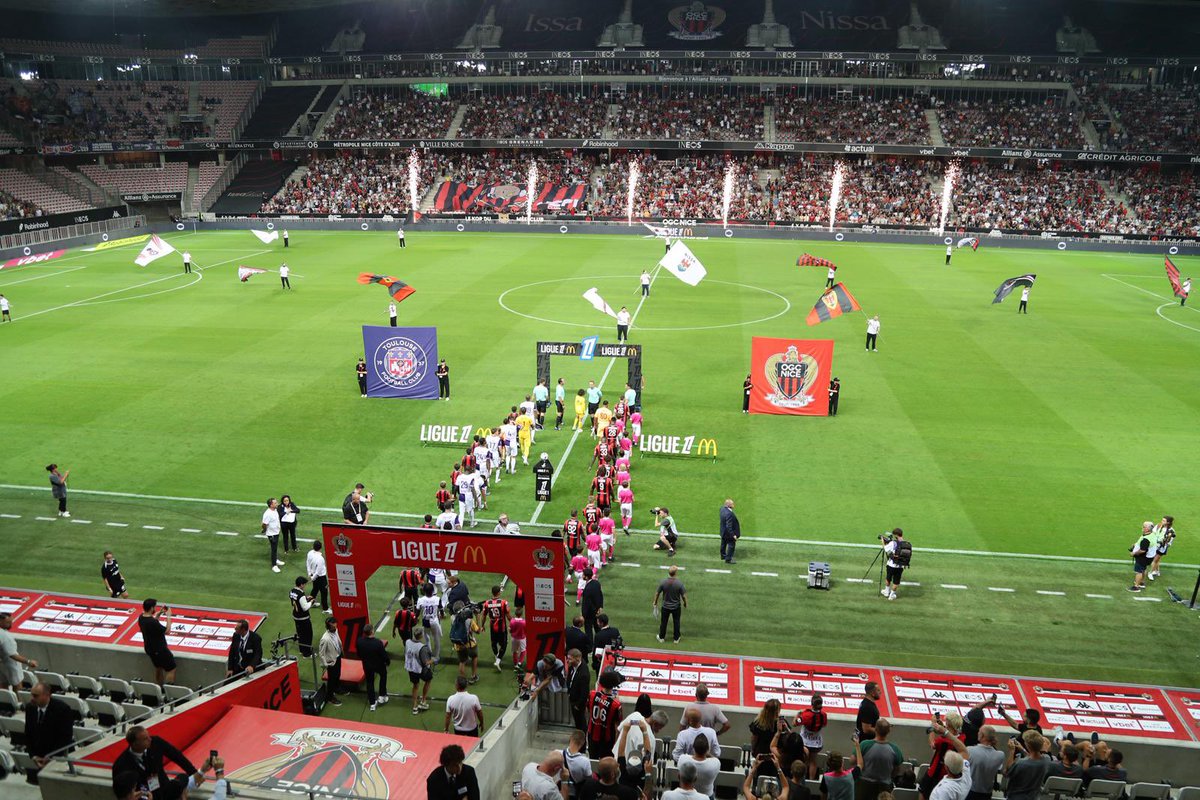 Eric Ciotti (@eciotti) on Twitter photo Quelle joie de retrouver l’Allianz Riviera pour soutenir le GYM dans cette première journée de <a href="/Ligue1/">Ligue 1 McDonald's</a> face au TFC.
Une nouvelle saison pleine de promesses !
ISSA NISSA ! 🦅🔴⚫️ Quelle joie de retrouver l’Allianz Riviera pour soutenir le GYM dans cette première journée de <a href="/Ligue1/">Ligue 1 McDonald's</a> face au TFC.
Une nouvelle saison pleine de promesses !
ISSA NISSA ! 🦅🔴⚫️