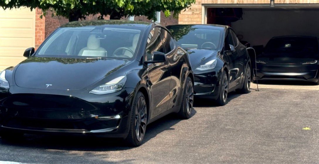 Each one of our <a href="/Tesla/">Tesla</a>’s costs only $0.02/kWh to charge.

A full charge for each is only $1.64. 

These three performance cars cost next to nothing to run.