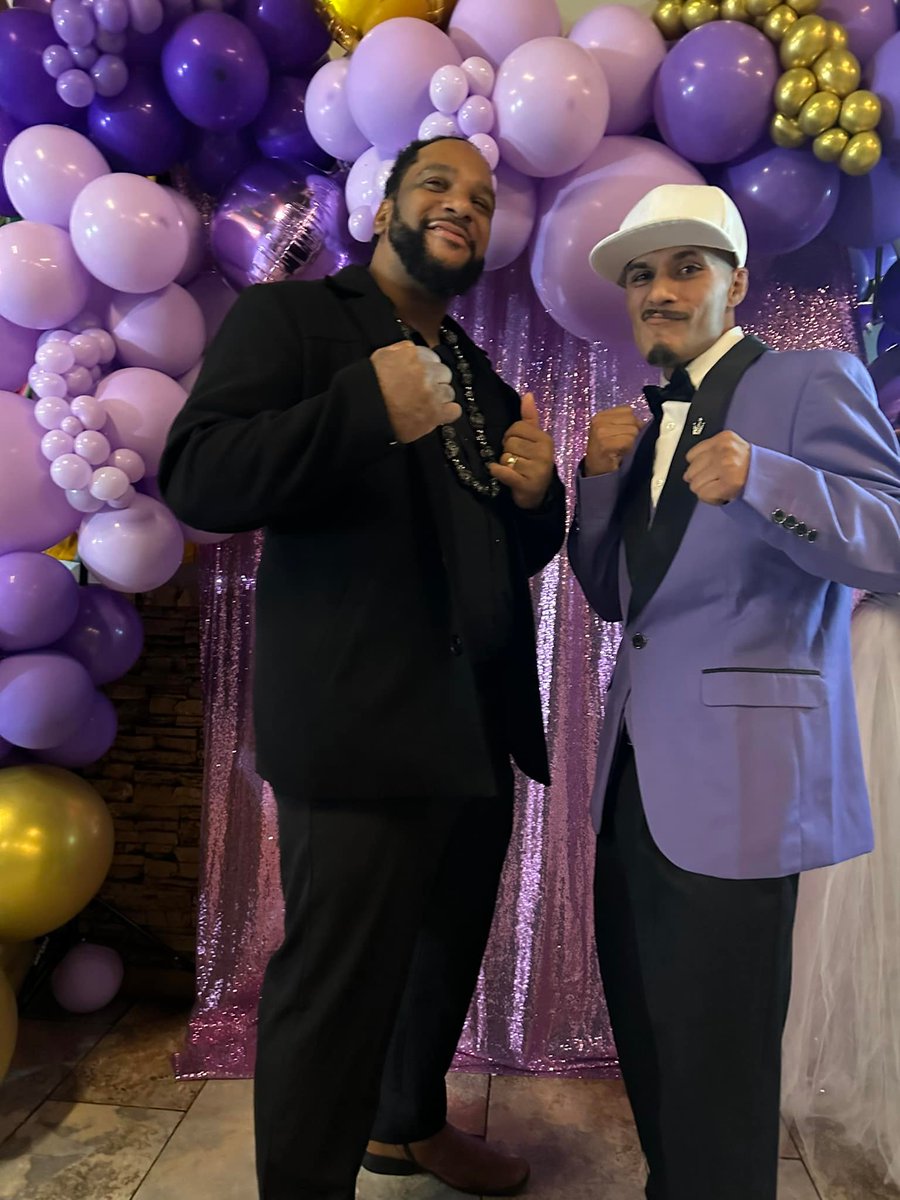 LEOTWPRX's tweet photo. My three sons,
One I birthed and the others I have adopted, along with many others who are all brothers #TeamStrKings for so many years.
It's been an honor and a blessing to watch you all grow.
whom I am very proud of.
All of them are so powerful and humble.
Tonight is yours, Mejio @handzofsteelmma, as we all IN THE FAMILY stand firm and proud with you.
We see you too Mejio #KruKasib.
Ok enough with the mushy stuff......
LET'S FUCKING GOOOOOOOO
IT'S GOING DOWN TONIGHT FROM #KILEEN TO #CHICAGO
Mama Luna
#TeamHandzOfSteel
#TeamStrKings
#TeamReyes
#UFC319
