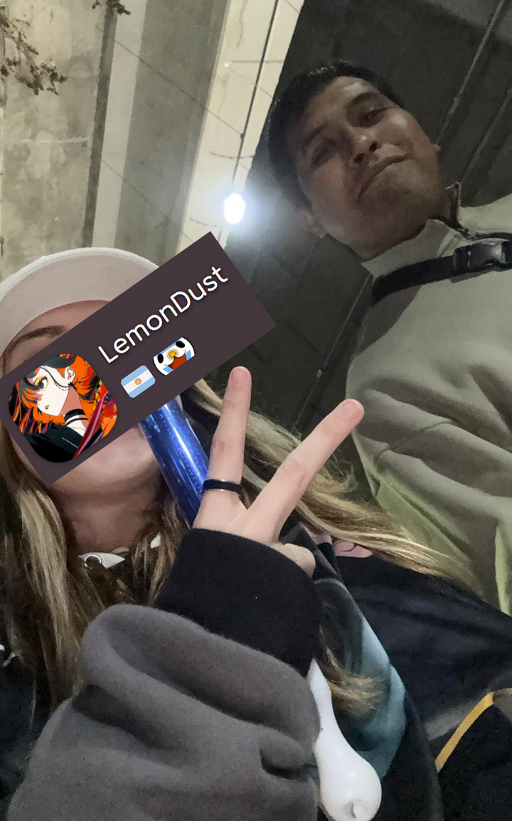 I had one of the best nights ever with <a href="/ado1024imokenp/">Ado</a>'s show yesterday. Thanks <a href="/ado_staff/">Ado Staff</a> for coming to Argentina 🇦🇷!!🙏

Also thanks to <a href="/abrilzanassi/">Abi ✨</a> for follow me in the show.

#AdoHibana #AdoHibana_BuenosAires