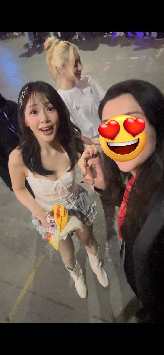 alineprd's tweet image. Infelizmente não consegui gravar c a SuA msm 🥺
A felicidade era tanta que eu não consegui controlar minhas expressões kkkk 

#UAUinBrazil 
#UAUinSãoPaulo 
#UAUinLATAM 
#Dreamcatcher_UAU