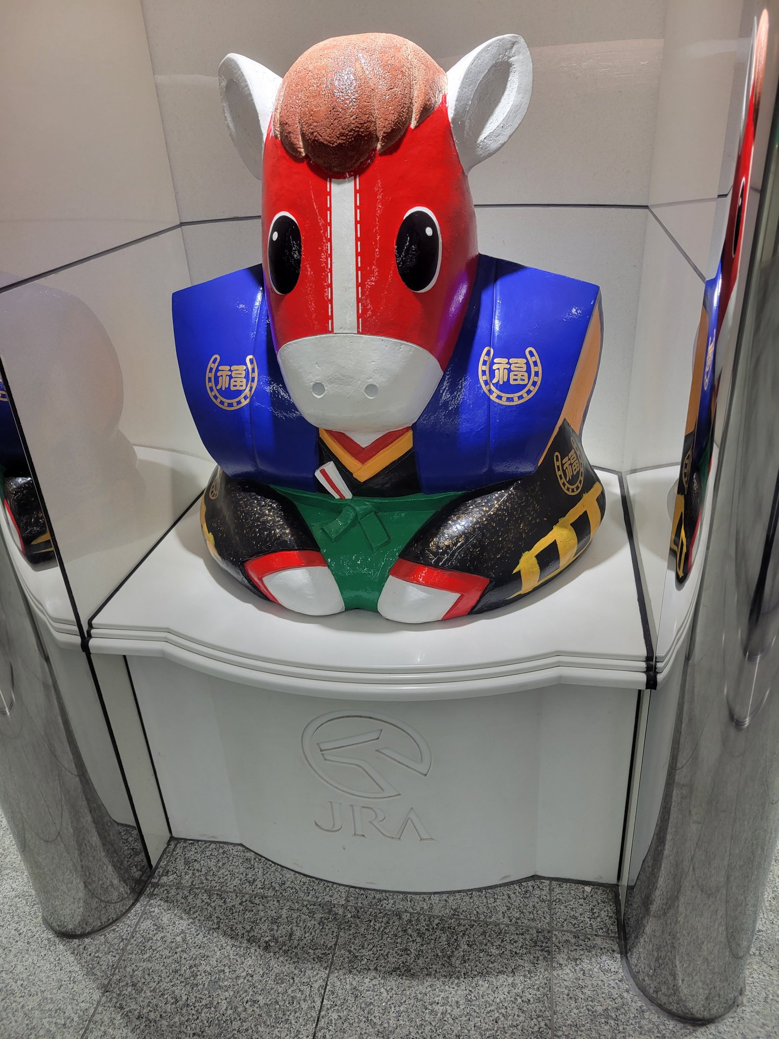 競馬場で買ったものやもらったものの詰め合わせ 競馬場で買ったものやもらったものの詰め合わせ