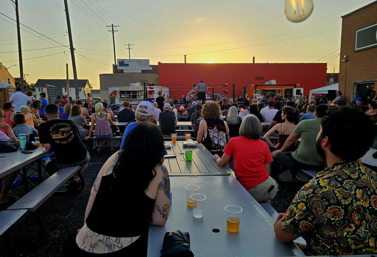 SCWPro (@scwpro) on Twitter photo What a beautiful night for some pro wrestling at <a href="/WakeBrewing/">Wake Brewing</a> in Rock Island, IL!
Let's party, <a href="/AltCurrentsQC/">Alternating Currents</a>! 🍻 What a beautiful night for some pro wrestling at <a href="/WakeBrewing/">Wake Brewing</a> in Rock Island, IL!
Let's party, <a href="/AltCurrentsQC/">Alternating Currents</a>! 🍻