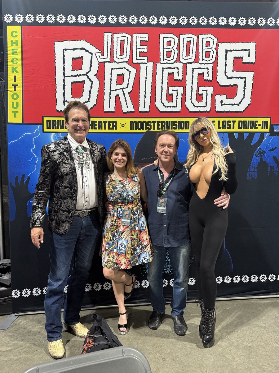 Charles Band (@realcharlesband) on Twitter photo So great hanging out with our friends, <a href="/therealjoebob/">Joe Bob Briggs</a> and <a href="/SetDarcyFree/">Darcy T. Mailgrrrl</a> <a href="/RobinSydneyxo/">Robin Sydney</a> <a href="/fullmoonhorror/">Full Moon Features</a> <a href="/MidsummerScream/">Midsummer Scream</a> <a href="/TheMutantFam/">The Mutant Fam</a> <a href="/DeliriuMagazine/">DELIRIUM MEDIA</a> So great hanging out with our friends, <a href="/therealjoebob/">Joe Bob Briggs</a> and <a href="/SetDarcyFree/">Darcy T. Mailgrrrl</a> <a href="/RobinSydneyxo/">Robin Sydney</a> <a href="/fullmoonhorror/">Full Moon Features</a> <a href="/MidsummerScream/">Midsummer Scream</a> <a href="/TheMutantFam/">The Mutant Fam</a> <a href="/DeliriuMagazine/">DELIRIUM MEDIA</a>