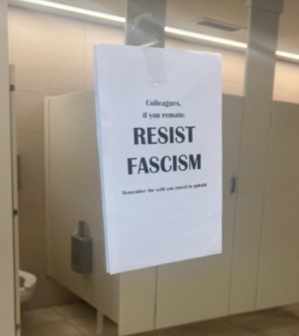 NizNellie3's tweet image. 🚨 RECAP:

One month ago, employees that Sec. Marco Rubio fired at the State Department left behind "resist fascism" signs.

In the last 24 hours, Laura Loomer uncovers State Department employees are jamming visas into the hands of well-fed Palestinians with new cell phones.
