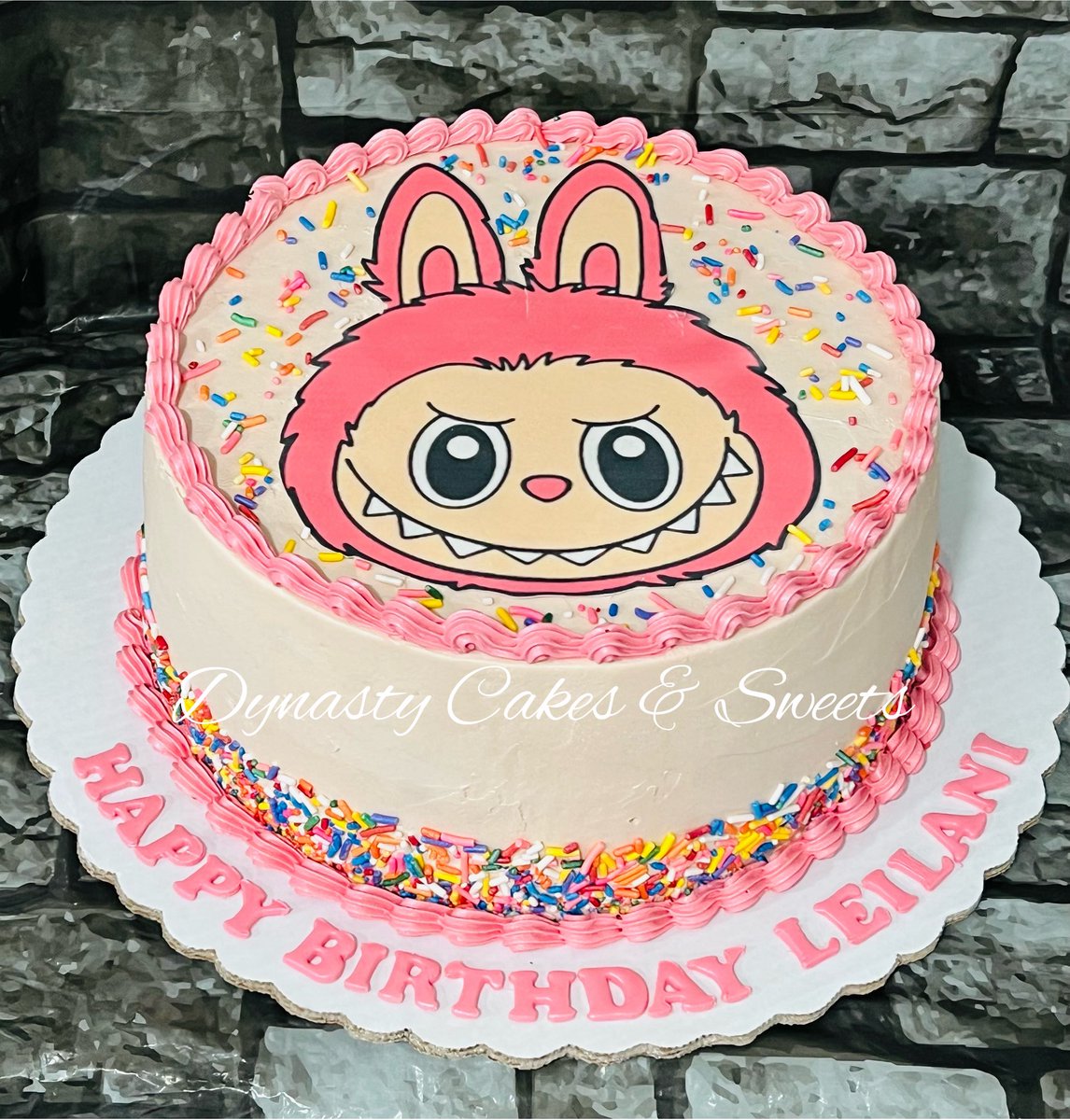 Thank you Rojas family for ordering for your special event! 
*Labubu cookies coming soon.  
#labubucake #birthdaycakes #dynastycakesandsweets #labubu #elpasocakes