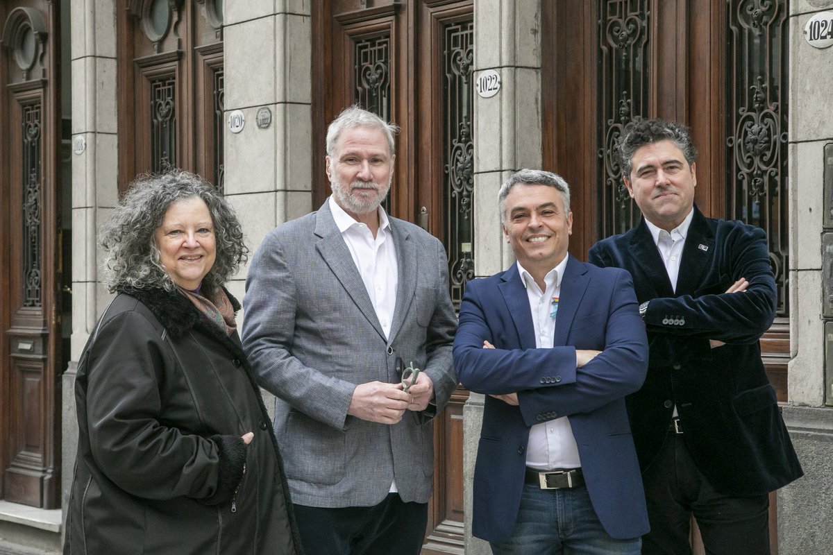 El <a href="/Grupo_Paternal/">Grupo_Paternal</a> se integra al #MovimientoCiudadano y acompaña a <a href="/EstebanPaulon/">Esteban Paulón</a> candidato a Senador.
Para frenar a Milei y construir una alternativa con futuro.
Nos plantamos con Alejandro Katz, <a href="/dianamaffia/">Diana Maffía</a> y <a href="/SoyPuri/">Puri</a>

#PaulonSenador #MovimientoAlCongreso 
#GrupoPaternal 💪