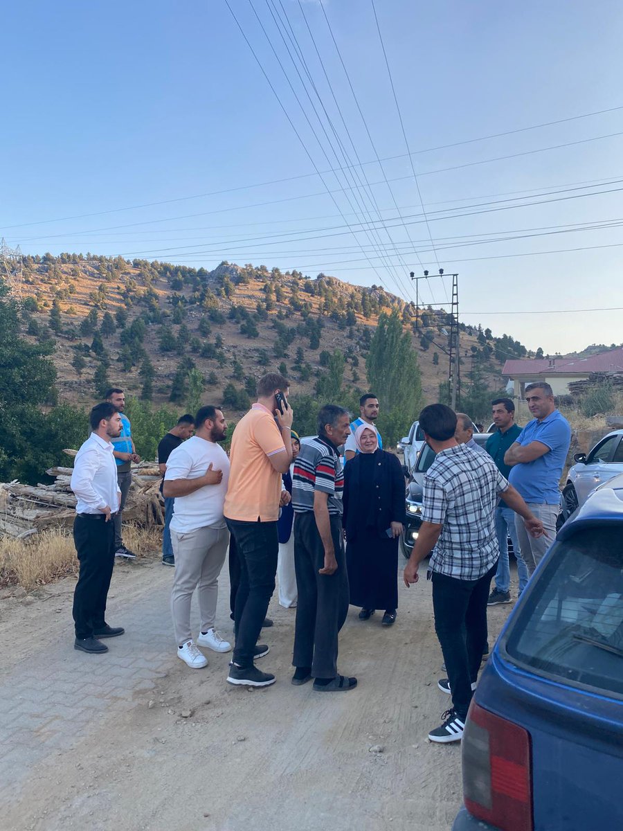 drtubakoksal's tweet image. 📍#Nurhak /#Pınarbaşı Mahallesi

Yerinde dönüşüm çalışmalarını bitirip hanelerine kavuşan, çalışmalarına devam eden hemşehrilerimize hayırlı olsun dileklerimizi ileterek, mahalle sakini hemşehrilerimizin taleplerini dinledik…