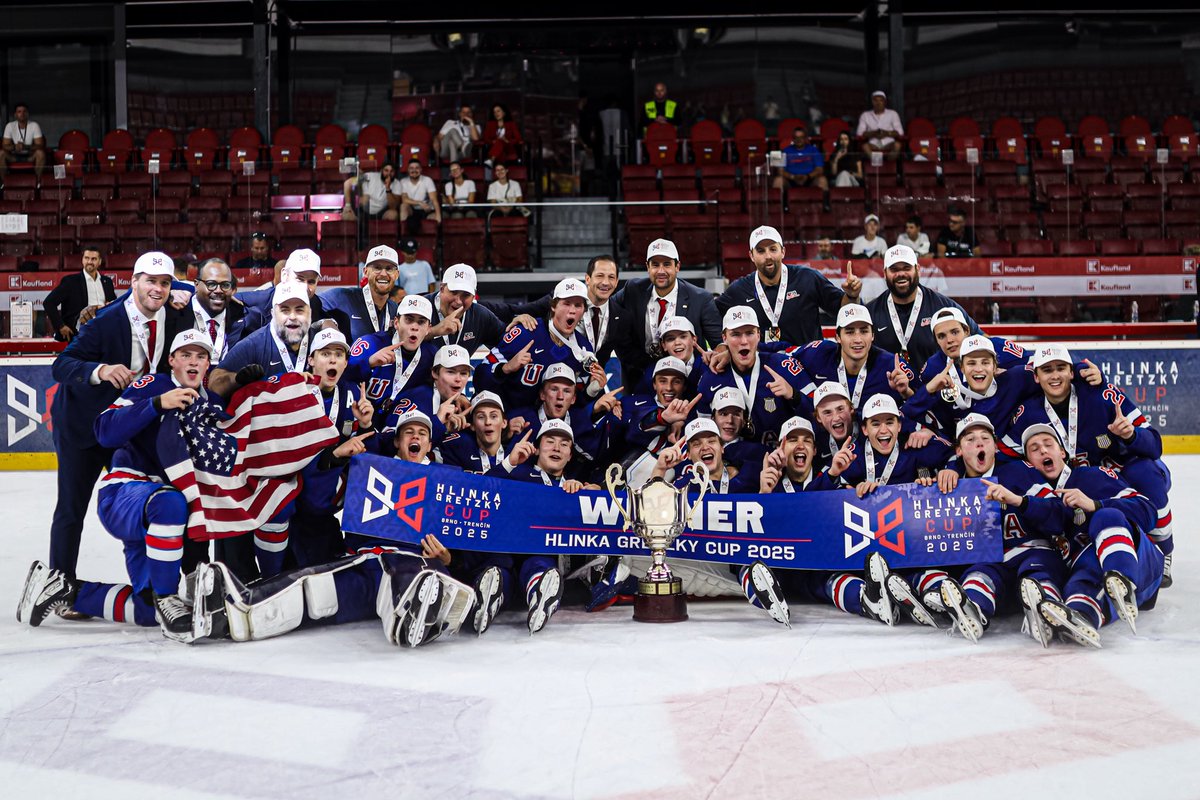History Makers🇺🇸

For the first time in 22 years, Team USA wins the #HlinkaGretzkyCup!