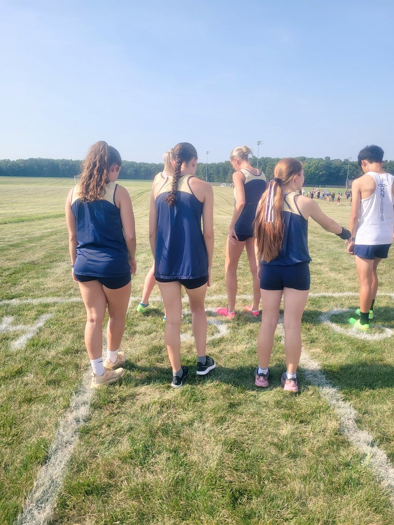 NHSCC1's tweet photo. Lady Knights finished 2nd at the Bob Dahl Invite today. A great start to the season with a couple of solid groups pushing together! Shout out to the best timers there are and to our amazing cheer section! Well done ladies, now you rest. https://t.co/4lsxV9uZ6h