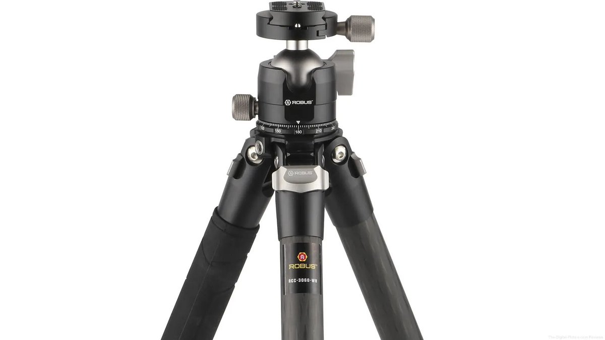 Outstanding Deal Ends Tonight: Initial Impressions of the New Robus RCC-3060 Carbon Fiber Tripod with Ball Head the-digital-picture.com/News/Robus-RCC…