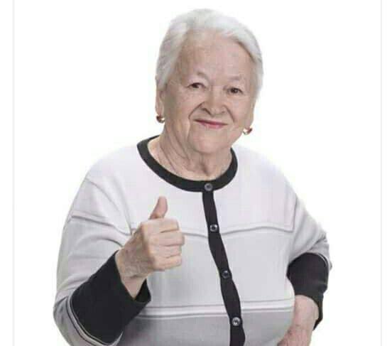 hj estou tal qual uma senhorinha, troquei altos papos no mercado e agora tô trocando figurinhas na farmácia sobre qual melhor antialérgico