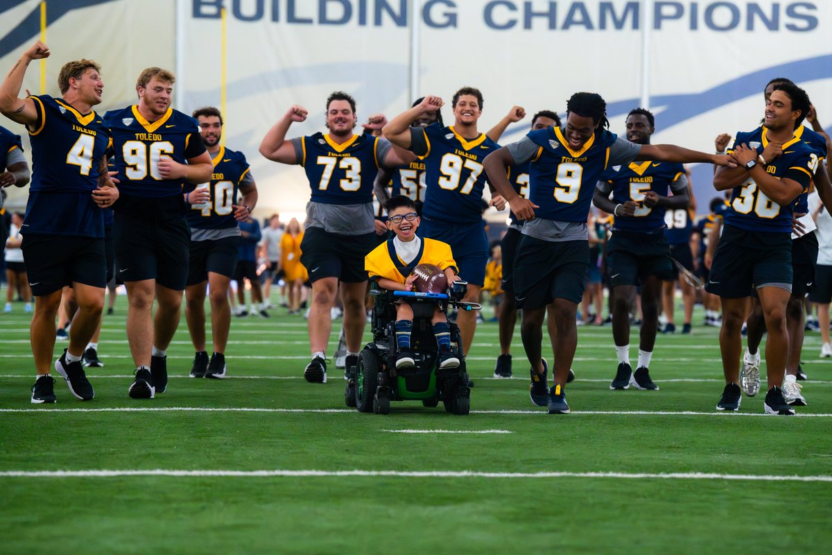 Sharing the joy of football! 

#VictoryDay #TeamToledo

STORY: tinyurl.com/27fj8ebt
