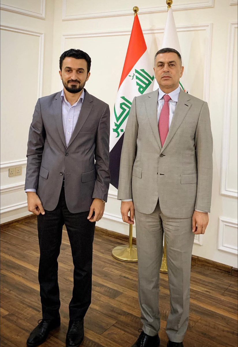 إن اللئيم على حقارة قدرهِ
لَينال من عِرض الكريم منالا

كم من كلاب بالنفوس وإنها
لتظن من صور الجسوم رجالا

#بان_قضية_رأي_عام 
#مصطفى_جبار_سند
#اسعد_العيداني