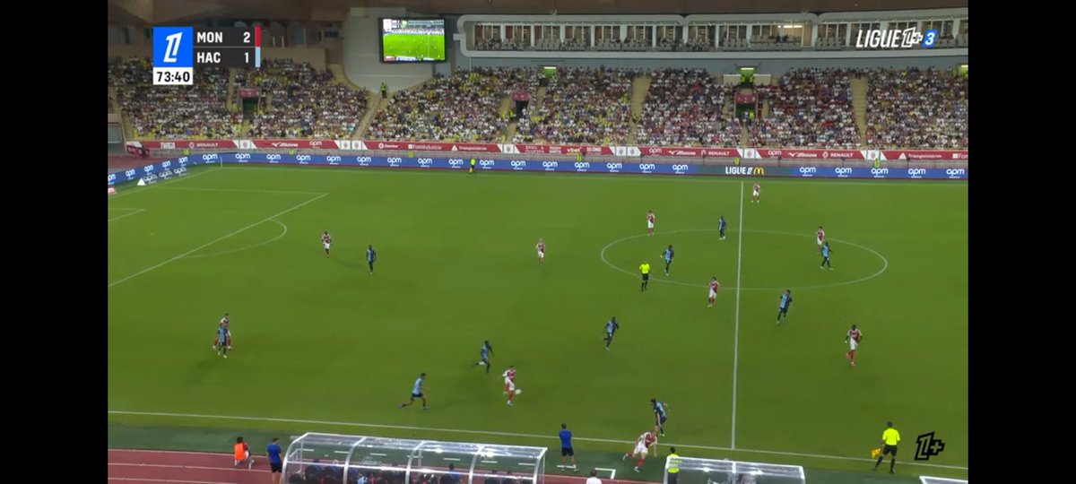 DoyensLeMedia's tweet image. Avant même le départ exact du ballon... 🤓🤓🤓

📸 @ligue1plus 
#ASMHAC @Ligue1