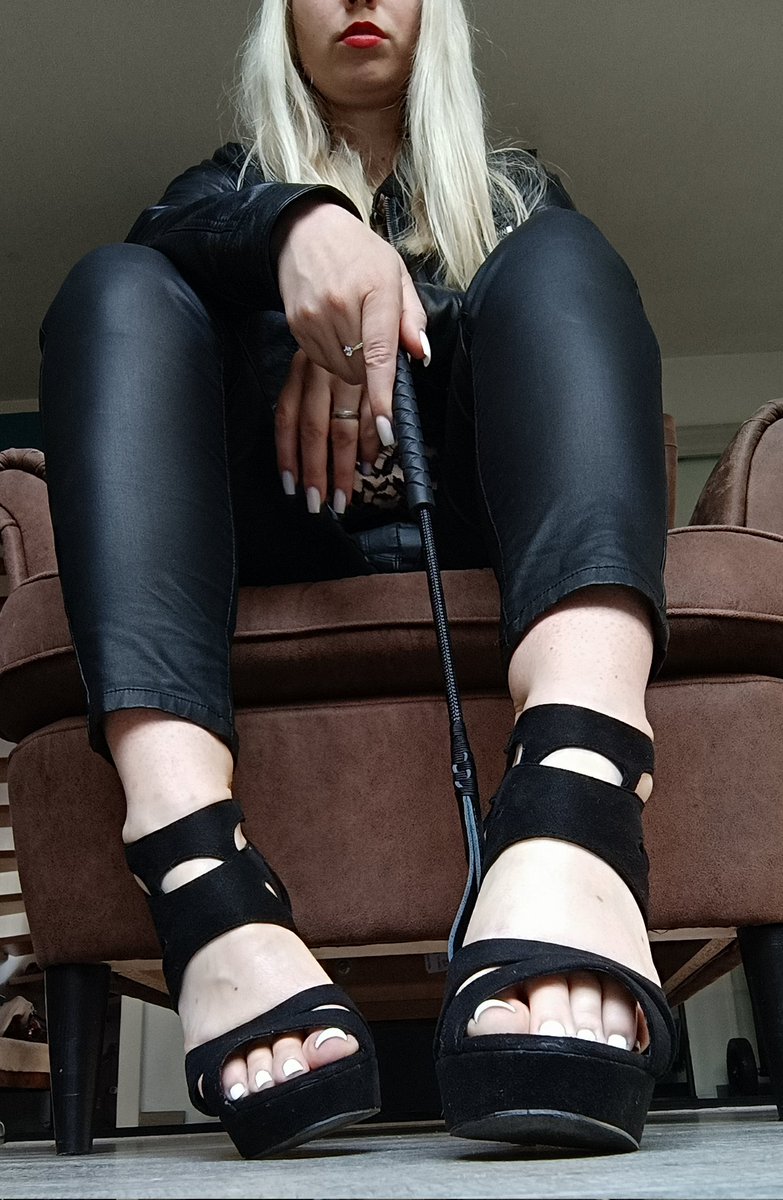 Krieche nieder und küsse meine Füße mein Sklave !!

<a href="/FinDommes/">FinDom</a> <a href="/user385u/">RT Femdom & Feet models</a> <a href="/rt_feet/">Feet RT PROMO 💯K</a> <a href="/FootParadiseRT/">#FootParadise RT Group</a> <a href="/FeetForumArea/">Foot Fetish Forum</a> <a href="/rtfindomger/">RT FinDom Germany</a>