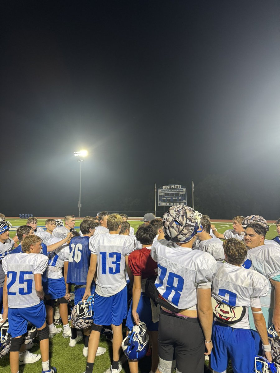 Week 1 of practice capped off with Midnight Madness✅

Keep up the work, Jays!🏈