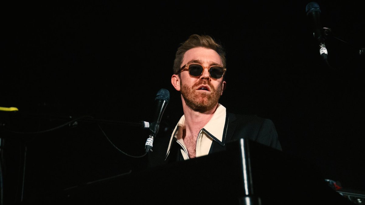 Borderlands full album “preview” going in the private Facebook channel tonight / tomorrow. 

Join it so you don’t miss out! 👉🏻 messenger.com/channel/thisis…