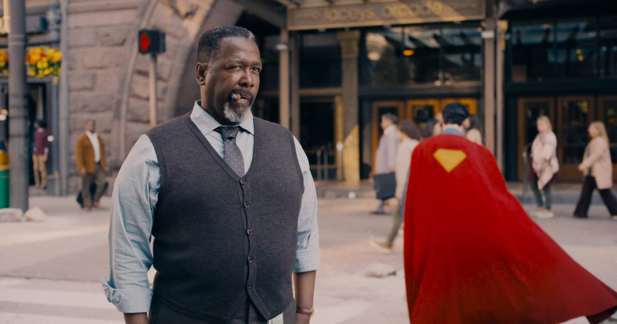 The way Perry White will end up finding out Superman’s identity just because Clark and Lois can't control themselves  😭😭