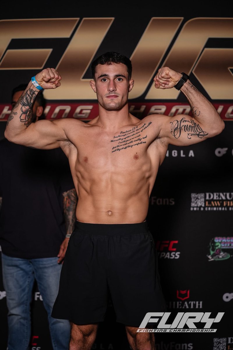 michaelblockhus's tweet image. All glory to God. I’m thankful for this opportunity! 🙏🏻

#FURYFIGHTING #UFCFIGHTPASS #MMA #HOUSTON #TEXAS #UFC #KILLCLIFFFC