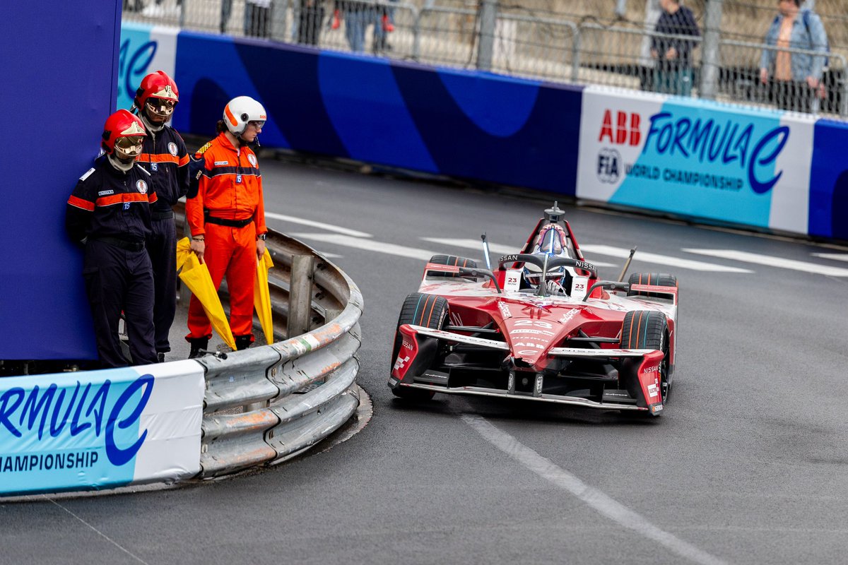 Champion <a href="/oliverrowland1/">Oliver Rowland</a> was the only driver to lead over 100 laps in Season 11 (119 laps in total).