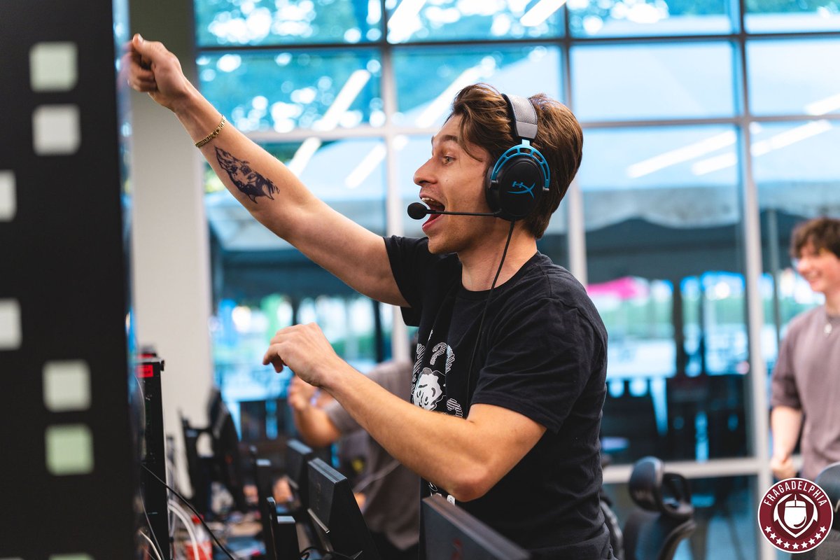 Tiski (@tiski_cs) on Twitter photo I was hungry -- actually about to eat my mic here I wasn't yelling
Thx <a href="/muenstergg/">Joseph Lima πΈ</a> ily <3 I was hungry -- actually about to eat my mic here I wasn't yelling
Thx <a href="/muenstergg/">Joseph Lima πΈ</a> ily <3