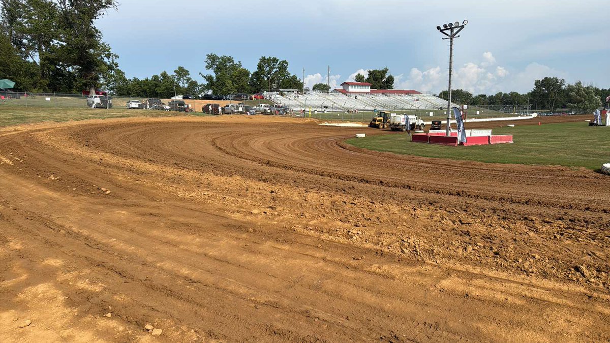 Craigory Mintz (@craigmintz09) on Twitter photo Shoutout to <a href="/ParagonSpeedway/">Paragon Speedway</a> for the pity pass prices for juniors! 4 of us, my wife and kids. $100.00 total! Thank you!!! Shoutout to <a href="/ParagonSpeedway/">Paragon Speedway</a> for the pity pass prices for juniors! 4 of us, my wife and kids. $100.00 total! Thank you!!!