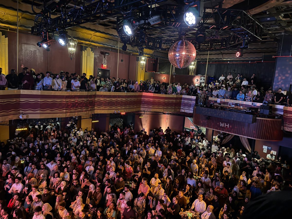 AdeelRanaNYC's tweet image. What an amazing turnout at Imam Khalid Latif’s #FareWelcome Celebration at the iconic #WebsterHall! The evening was filled with inspiring speakers and presenters who highlighted not only @KLatif’s journey, but also the struggles and successes of the Muslim community over the…