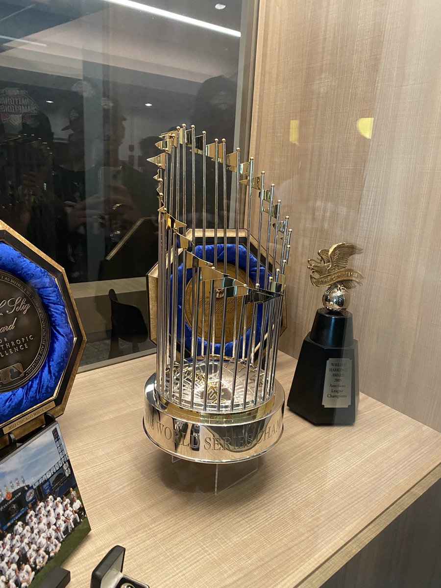 ddrzonek's tweet image. A huge thank you to the Chicago White Sox for honoring our guys on the field for our National Championship before Monday night&apos;s game vs. the Tigers.  It was an incredible experience and an unforgettable memory!