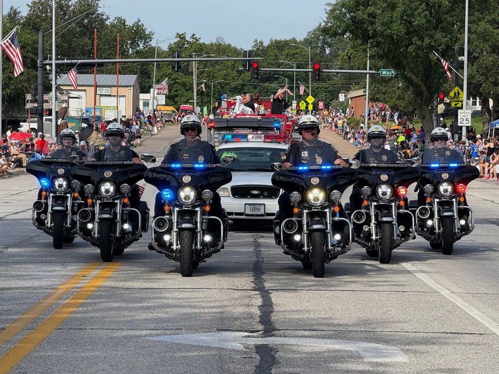 Lt. Chad Reed (@ltreedbpd) on Twitter photo It was a good day today hanging with the <a href="/BellevuePolice/">Bellevue Police</a> Motor Unit in the 2025 Arrows to Aerospace parade! <a href="/CityofBellevue/">City of Bellevue</a> <a href="/SarpyCounty911/">Sarpy County 911</a> <a href="/SarpyCountyGov/">Sarpy County</a> <a href="/MOBnebraska/">Mayor Rusty Hike</a> It was a good day today hanging with the <a href="/BellevuePolice/">Bellevue Police</a> Motor Unit in the 2025 Arrows to Aerospace parade! <a href="/CityofBellevue/">City of Bellevue</a> <a href="/SarpyCounty911/">Sarpy County 911</a> <a href="/SarpyCountyGov/">Sarpy County</a> <a href="/MOBnebraska/">Mayor Rusty Hike</a>