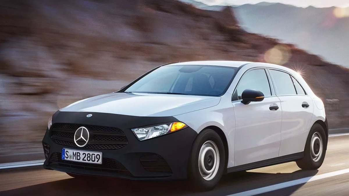 مرسيديس تغير سياسيتها و ستترك بيع سيارات الفخمة و الفارهة ‼️

مرسيدس لاحظت إن تركيزها على الفخامة فقط لا تجلب ارباح مثل قبل ، خصوصًا مع نزول أرباحها بشكل كبير.

 فقررت تغير استراتيجيتها: بازاله كلمة “رفاهية” من قاموسها وتوجّه سياراتها لشريحة أوسع بأسعار وأنواع أكثر تنوع.

 خطتهم