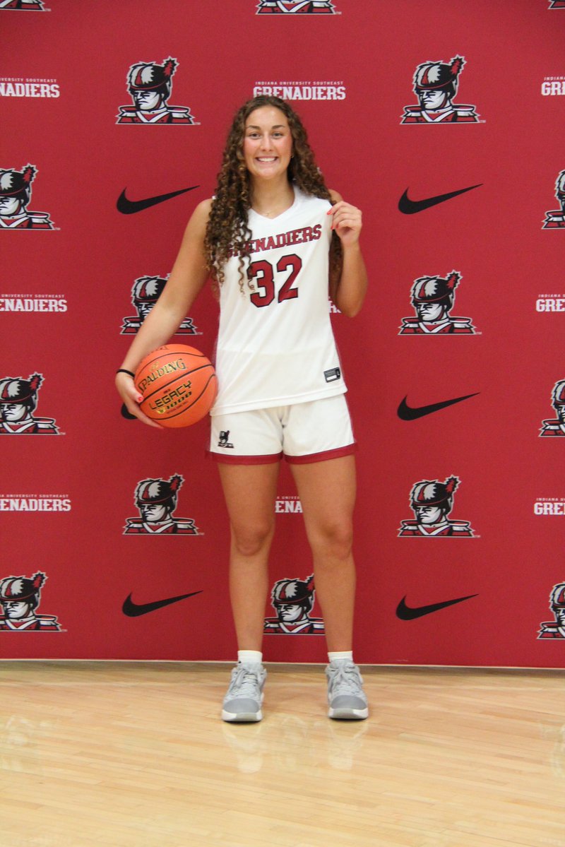 sophie skidmore (@sophie3142) on Twitter photo I am honored to announce my commitment to further my athletic and academic career at IU Southeast! I am blessed to have this opportunity and so thankful for my family, friends, and <a href="/Coach__Downard/">Abby Downard</a> for believing in me! ❤️Here’s to the next 4! #gogrenadiers <a href="/IUSWBB/">IUS Women's Basketball</a> I am honored to announce my commitment to further my athletic and academic career at IU Southeast! I am blessed to have this opportunity and so thankful for my family, friends, and <a href="/Coach__Downard/">Abby Downard</a> for believing in me! ❤️Here’s to the next 4! #gogrenadiers <a href="/IUSWBB/">IUS Women's Basketball</a>
