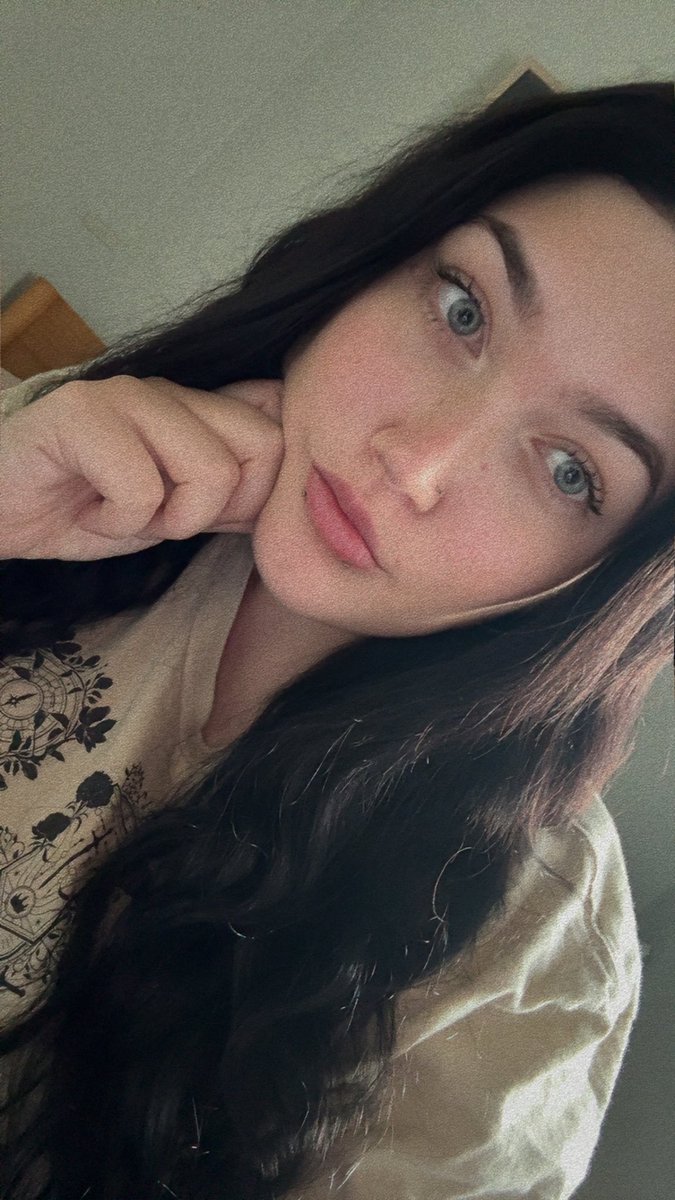 Team made it 1st out of groups!!! 🫶🏻🫶🏻 super excited for tomorrow