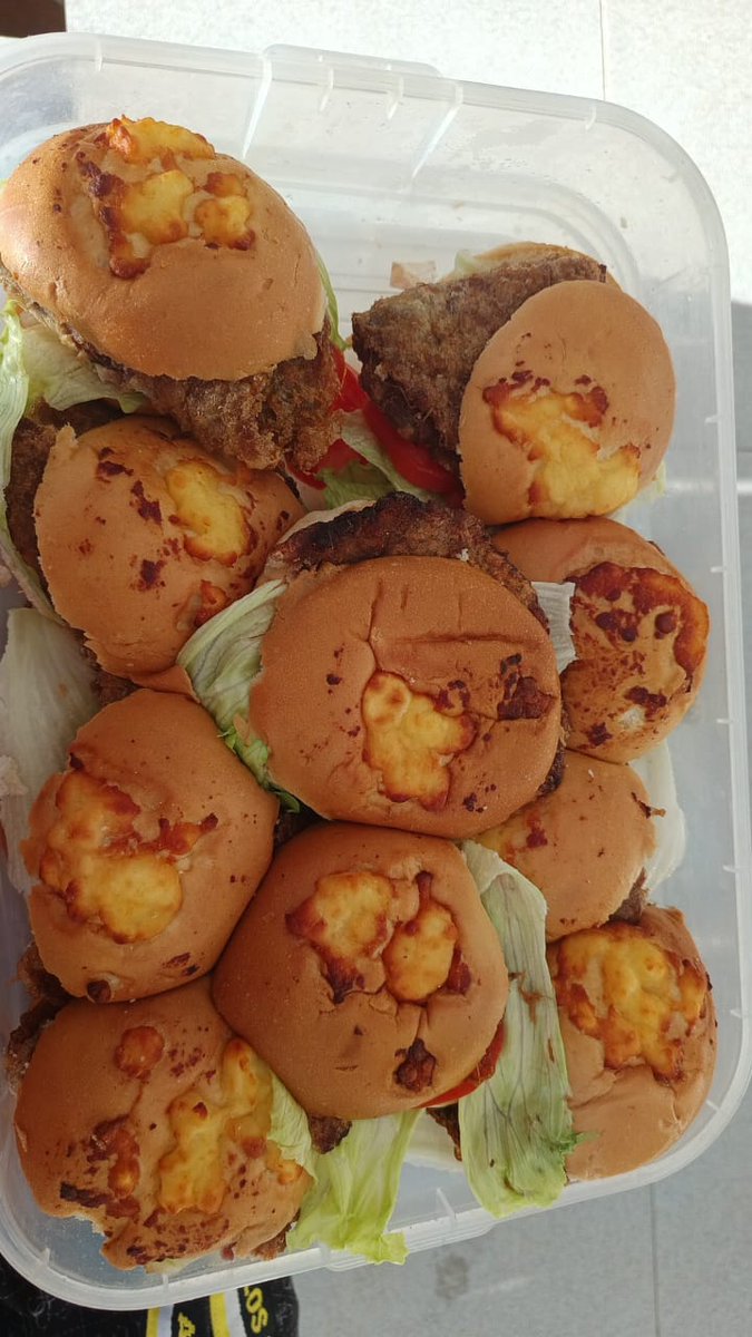 Azazelchi tweet media