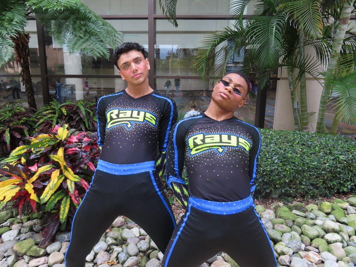 stay mad about male cheerleaders BYEEE😘😛