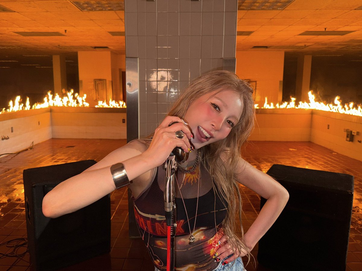 ⠀ ⠀ ⠀ ⠀⠀ ⠀  。　♡ 。　　♡。　　♡
⠀ ⠀ ⠀⠀ ⠀  ♡。　＼　　｜　　／。　♡
⠀ ⠀ ⠀ ⠀ ⠀ ⠀ 보아야 오늘도 좋은 하루 보내
     ⠀⠀ ⠀ ⠀ ⠀⠀  넌 나의 넘버원이니까.ᐟ.ᐟ
⠀ ⠀ ⠀⠀ ⠀ ♡。　／　　｜　　＼。　♡
⠀ ⠀ ⠀ ⠀ ⠀⠀ ⠀。　♡。 　　。　　♡。