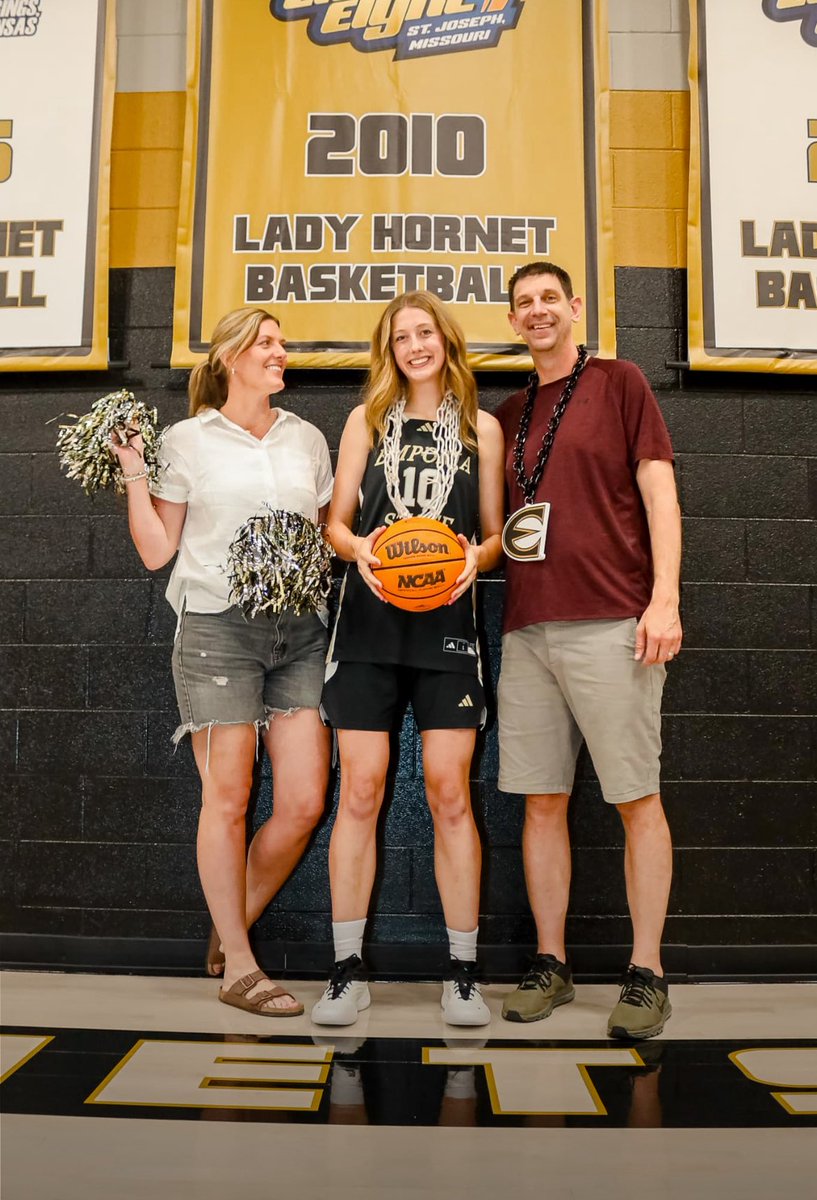 Ava Bruner (@avabruner_0) on Twitter photo Thank you <a href="/JBoland08/">Josh Boland</a>, <a href="/MJTripleThreat/">MJ (Melissa J) Baker</a> , and Coach Taylor for the offer to play <a href="/ESUHornetsWBB/">Emporia State Lady Hornet Basketball</a> and setting up a fun visit! Go Hornets 🖤💛🤍!!
<a href="/dellalamb_bball/">Della Basketball Club</a> <a href="/tford12kc/">Terrell Ford</a> <a href="/coachholland93/">holland</a> <a href="/NCSAwbb/">NCSA Women’s Basketball Recruiting</a> <a href="/CoachRikardNCSA/">Kaliann Rikard</a> Thank you <a href="/JBoland08/">Josh Boland</a>, <a href="/MJTripleThreat/">MJ (Melissa J) Baker</a> , and Coach Taylor for the offer to play <a href="/ESUHornetsWBB/">Emporia State Lady Hornet Basketball</a> and setting up a fun visit! Go Hornets 🖤💛🤍!!
<a href="/dellalamb_bball/">Della Basketball Club</a> <a href="/tford12kc/">Terrell Ford</a> <a href="/coachholland93/">holland</a> <a href="/NCSAwbb/">NCSA Women’s Basketball Recruiting</a> <a href="/CoachRikardNCSA/">Kaliann Rikard</a>