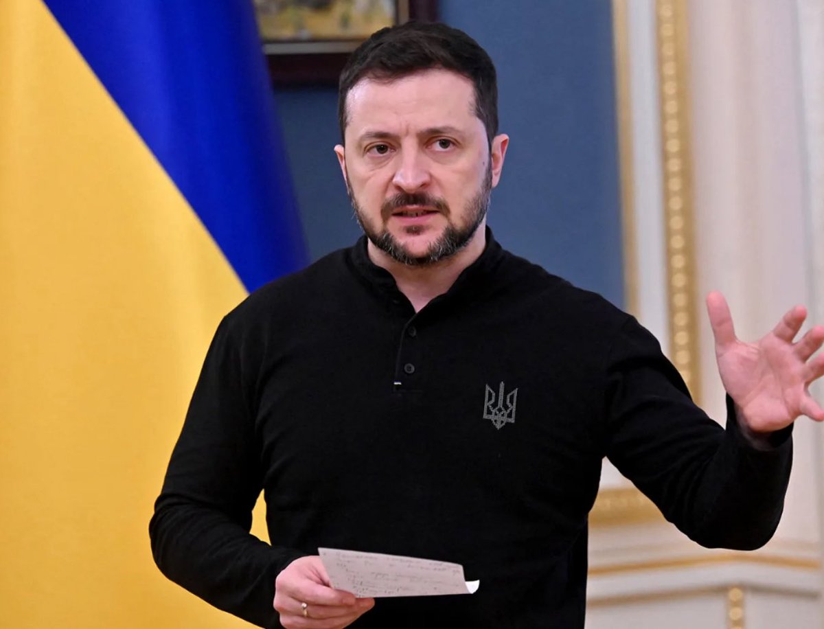 BREAKING 🚨 Trump wants to host a meeting with Putin and Zelenskyy by this upcoming Friday 🔥 

President Trump is NOT wasting time

PRAY FOR PEACE 🙏