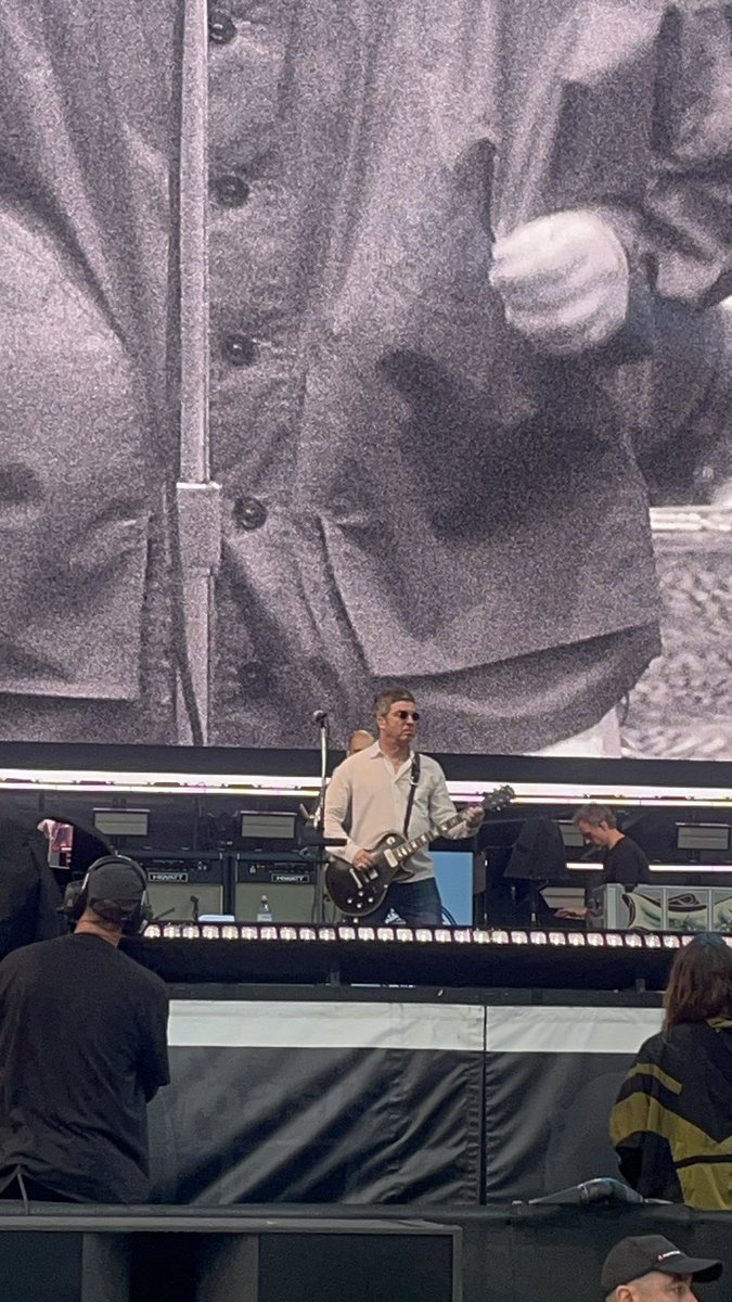 I’ve seen Noel in person.
Life completed ✅