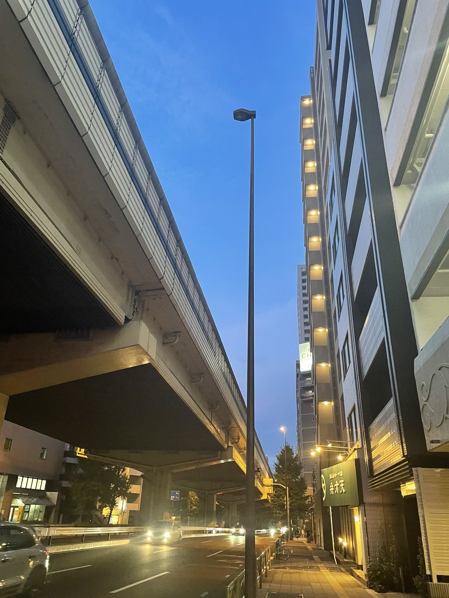 charmy_yumi's tweet image. 246号から中里商店街経由、世田谷郵便局🏣を背に世田谷観音通りを進み日大→駒沢通りの成城石井柿の木坂店通過→自由通→246へパトラン🏃‍♂️‍➡️ 街灯切れ2件、信号無視2件　今日の世田谷区　帰ってからNoah ghcタイトル戦を観る📺　#パトラン世田谷　#パトラン多摩川　#wpm #noah_ghc  #暑い戦い