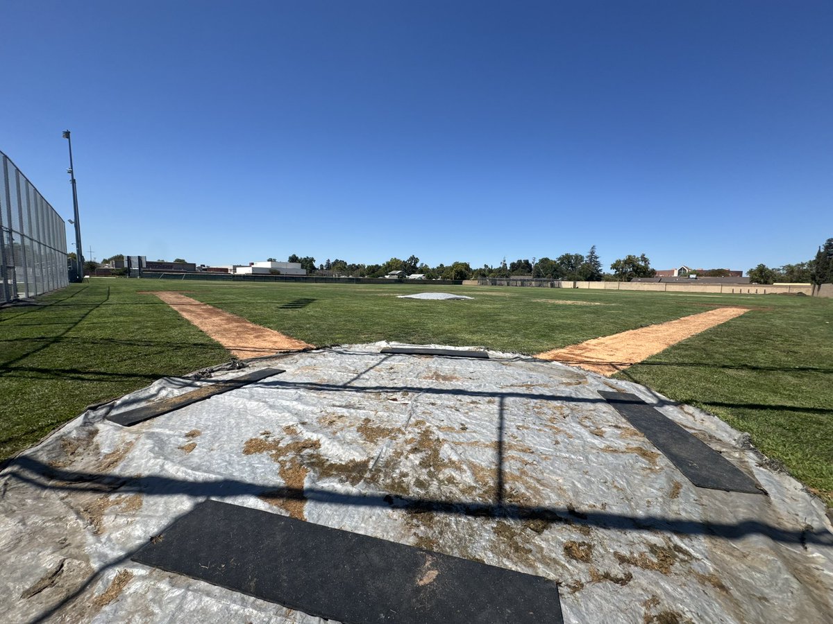 CB_Basebll's tweet photo. Great family support today!
Families giving their time, expertise, equipment/tools, and donations to support CB Baseball. Thank you to all that were able to make it out and/or support our program.
Missed taking a group picture, but here’s a few.
#ALWAYSBROTHERS
#FALCONSFIRST https://t.co/tZhwaPmdGU
