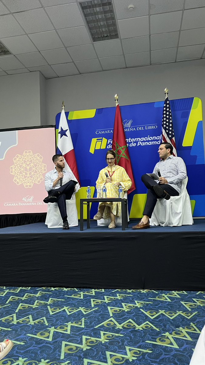Conversatorio en la @FILPanama sobre la amistad de 250 años entre Marruecos y Estados Unidos, con los embajadores Bouchra Boudchiche y Kevin Marino Cabrera, moderado por <a href="/Mayer/">Mayer Mizrachi</a> Mizrachi.

Un diálogo enriquecedor sobre cooperación y diplomacia. 🇲🇦🤝🇺🇸

<a href="/USAmbassadorPAN/">Embajador Kevin Marino Cabrera</a> <a href="/BouchraBB/">Bouchra Boudchiche</a>