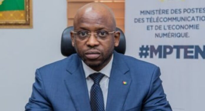 ConakryChr's tweet image. 🇬🇳 Oumar Said Koulibaly nommé à la tête de la #SOGEAC
Le président de la transition, le général Mamadi Doumbouya, a nommé Oumar Said Koulibaly, ancien ministre sous Alpha Condé, à la direction de la SOGEAC. Sékou Tidiane Yansané devient le Directeur Général Adjoint. 
#Nomination