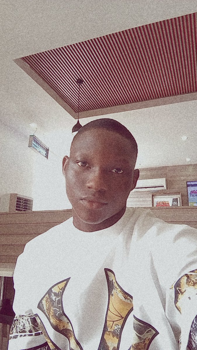 perrifpg1's tweet photo. The face                           The club https://t.co/4cfiLAoRdf